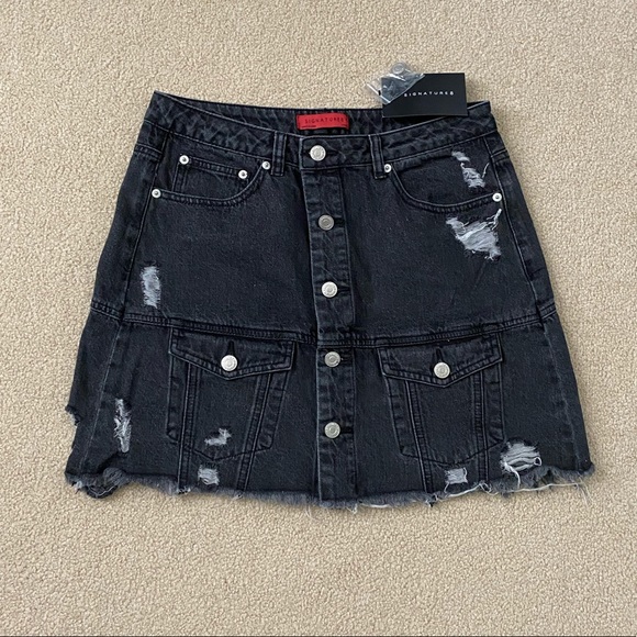 Fashion Nova Dresses & Skirts - Black Jean Skirt
